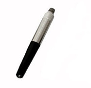 RHS-10壓電水聽(tīng)器顧名思義采用壓電原理，是一種能把水下聲信號(hào)轉(zhuǎn)換為電信號(hào)的換能裝置；陶瓷管在聲壓作用下形變，借助其壓電效應(yīng)，從而產(chǎn)生電信號(hào)輸出這樣的工作原理；頻率范圍較寬，可以用于200 kHz以下的聲空化等高頻測(cè)量，其帶前放型號(hào)為RHSA-10。